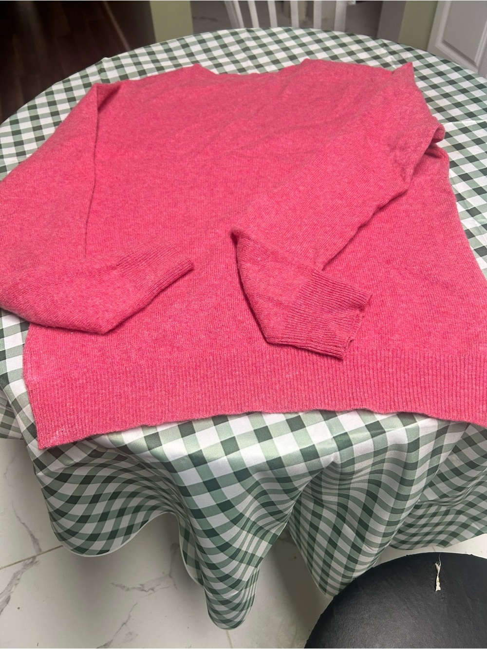 Tahari Pink Cashmere Crewneck Sweater